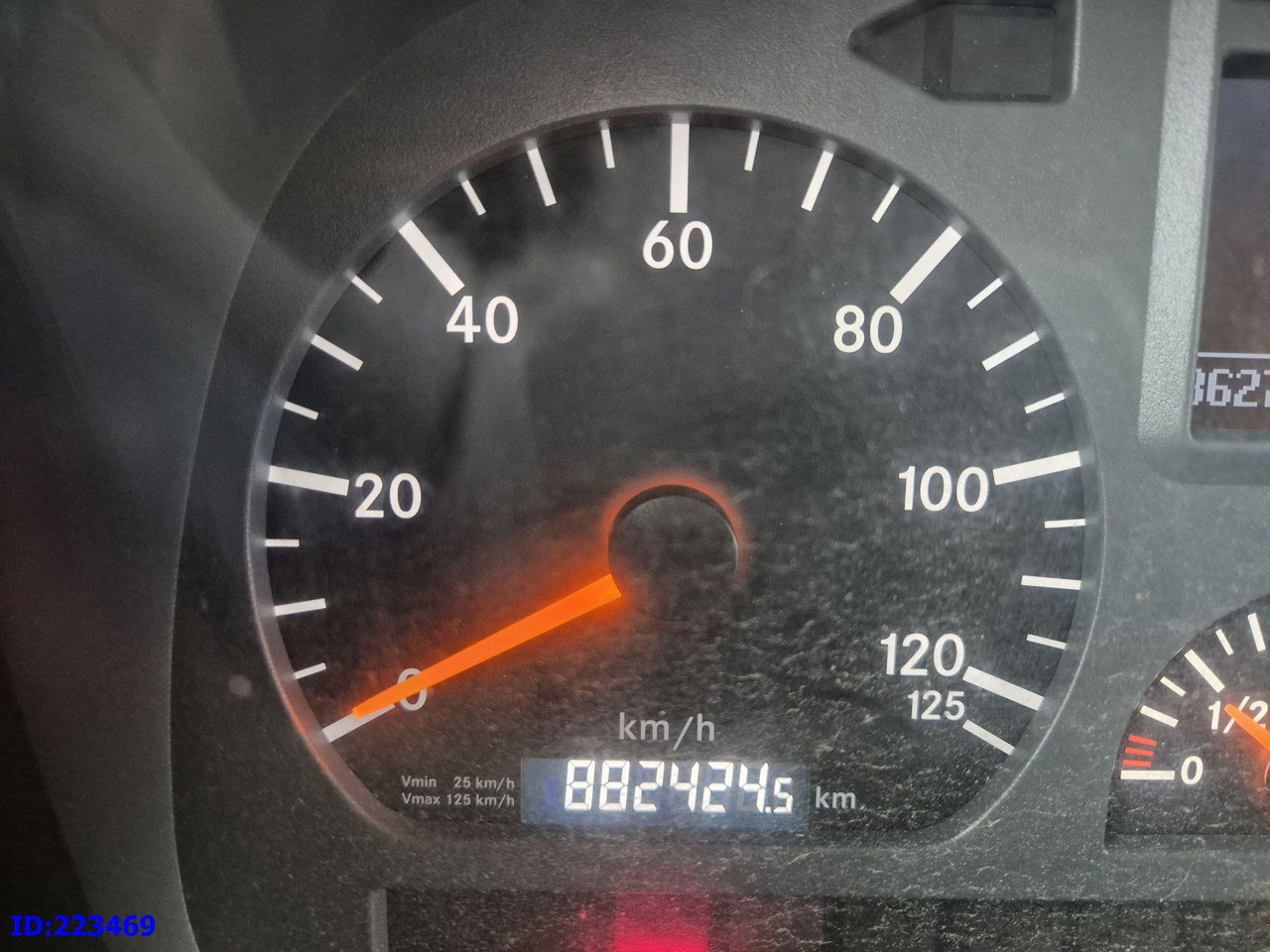 Грузовик с закрытым кузовом MERCEDES-BENZ Atego 1524: фото 15