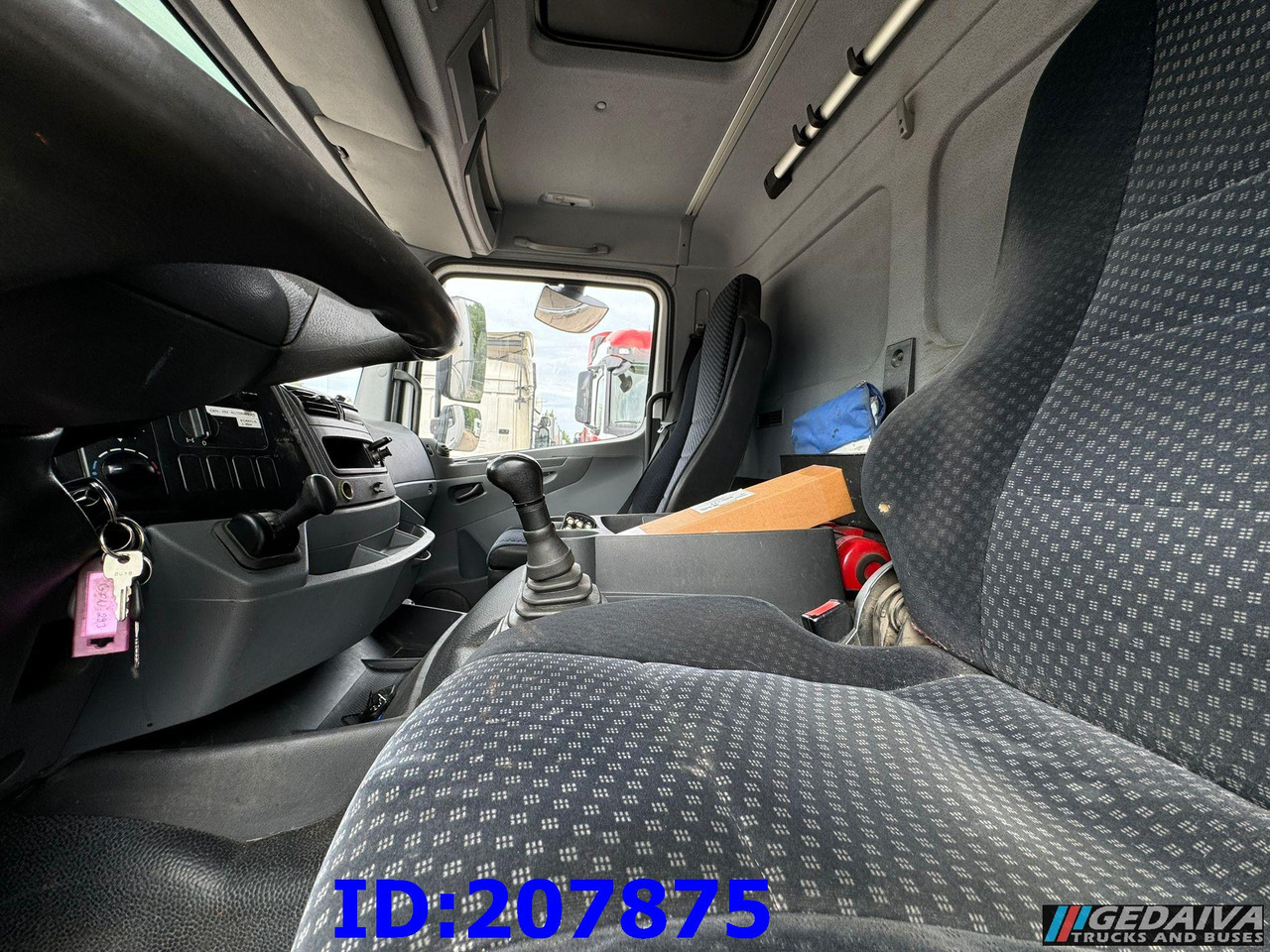 Изотермический грузовик MERCEDES-BENZ Axor 1829 - Euro5 - Manual: фото 10
