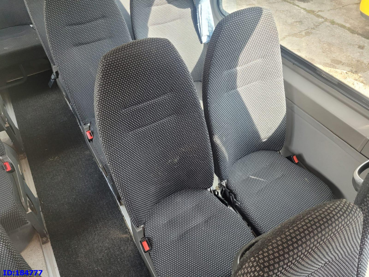 Микроавтобус, Пассажирский фургон MERCEDES-BENZ Sprinter 515 Transfer 20-seater: фото 17 Микроавтобус, Пассажирский фургон MERCEDES-BENZ Sprinter 515 Transfer 20-seater: фото 17