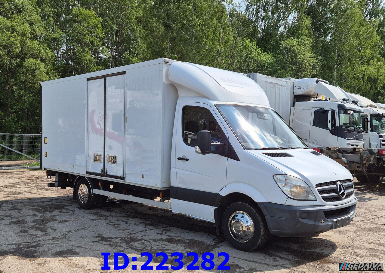 MERCEDES-BENZ Sprinter 516 SUPER - Грузовик с закрытым кузовом: фото 4 MERCEDES-BENZ Sprinter 516 SUPER - Грузовик с закрытым кузовом: фото 4
