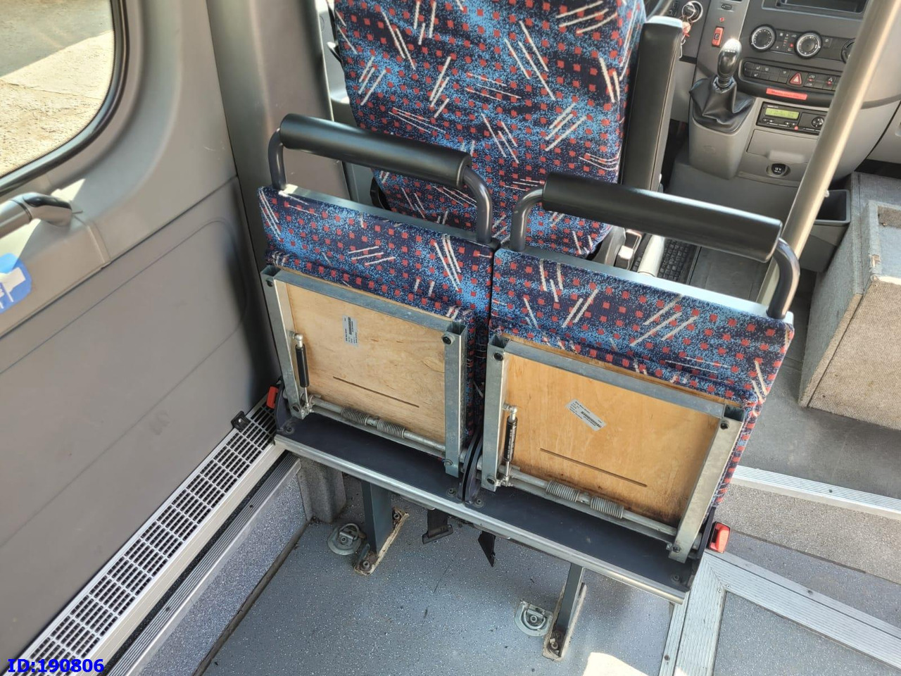 Городской автобус MERCEDES-BENZ Sprinter 518 - 22 Place: фото 17