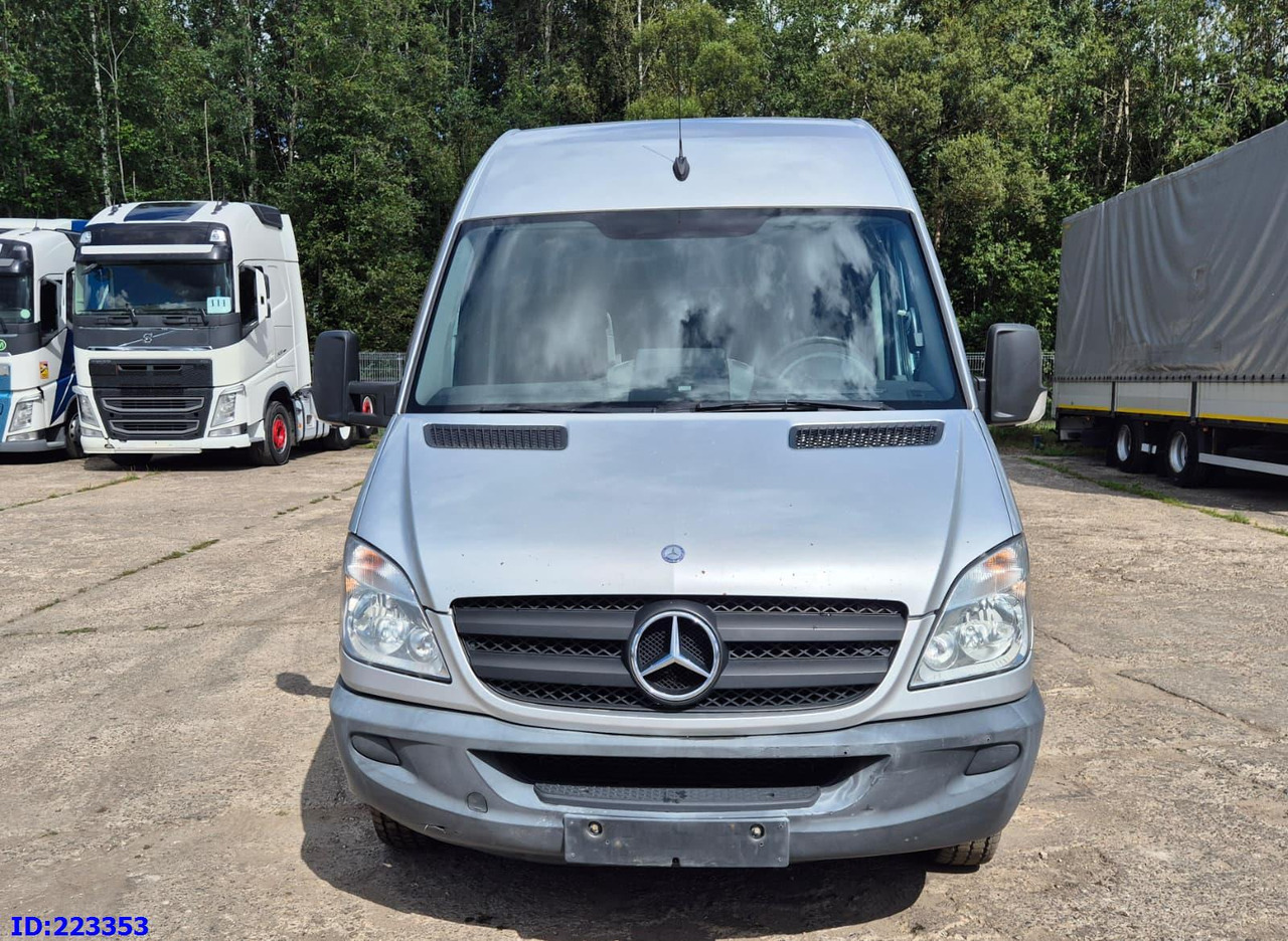MERCEDES-BENZ Sprinter 518 - 23 Seater - Туристический автобус: фото 2 MERCEDES-BENZ Sprinter 518 - 23 Seater - Туристический автобус: фото 2