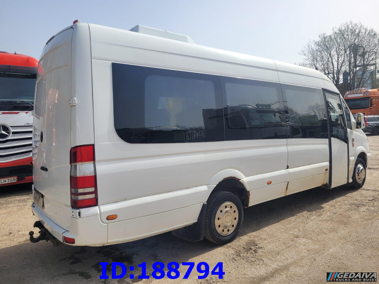 MERCEDES-BENZ Sprinter 518 - Kasten VIP - 20 Seater - Туристический автобус: фото 5 MERCEDES-BENZ Sprinter 518 - Kasten VIP - 20 Seater - Туристический автобус: фото 5