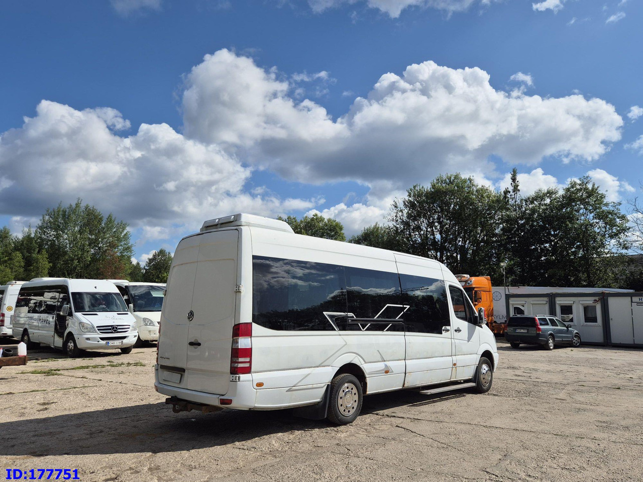 MERCEDES-BENZ Sprinter 518 - VIP - 17-seater - Туристический автобус: фото 5 MERCEDES-BENZ Sprinter 518 - VIP - 17-seater - Туристический автобус: фото 5