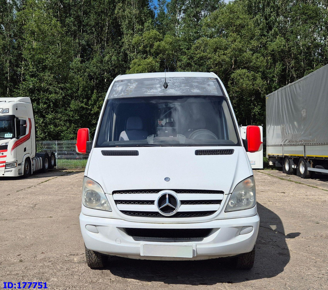MERCEDES-BENZ Sprinter 518 - VIP - 17-seater - Туристический автобус: фото 2 MERCEDES-BENZ Sprinter 518 - VIP - 17-seater - Туристический автобус: фото 2