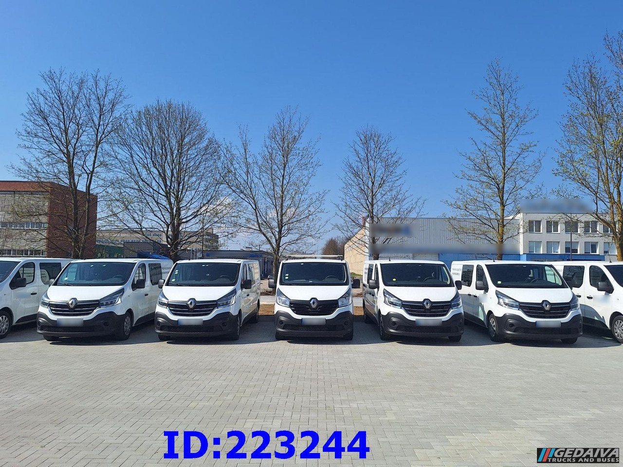 RENAULT Trafic (6pcs. available) - Грузопассажирский фургон: фото 2 RENAULT Trafic (6pcs. available) - Грузопассажирский фургон: фото 2