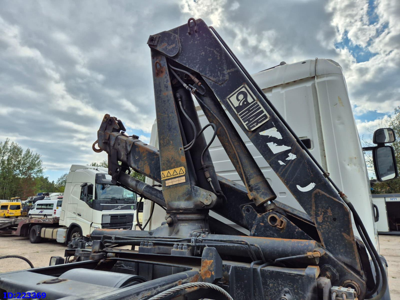 SCANIA R124 420 + Crane HIAB 140AW - Самосвал: фото 5 SCANIA R124 420 + Crane HIAB 140AW - Самосвал: фото 5