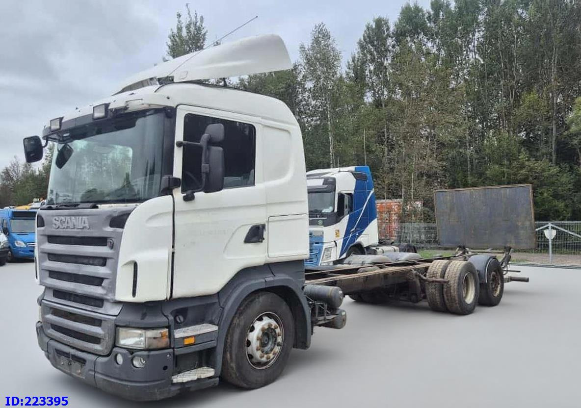 SCANIA R440 6X2 Steering axle (Engine defect) - Грузовик-шасси: фото 1 SCANIA R440 6X2 Steering axle (Engine defect) - Грузовик-шасси: фото 1
