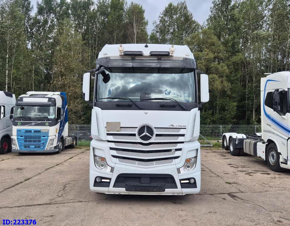 MERCEDES-BENZ Actros 2551 6x2 Euro6 - Тягач: фото 2 MERCEDES-BENZ Actros 2551 6x2 Euro6 - Тягач: фото 2