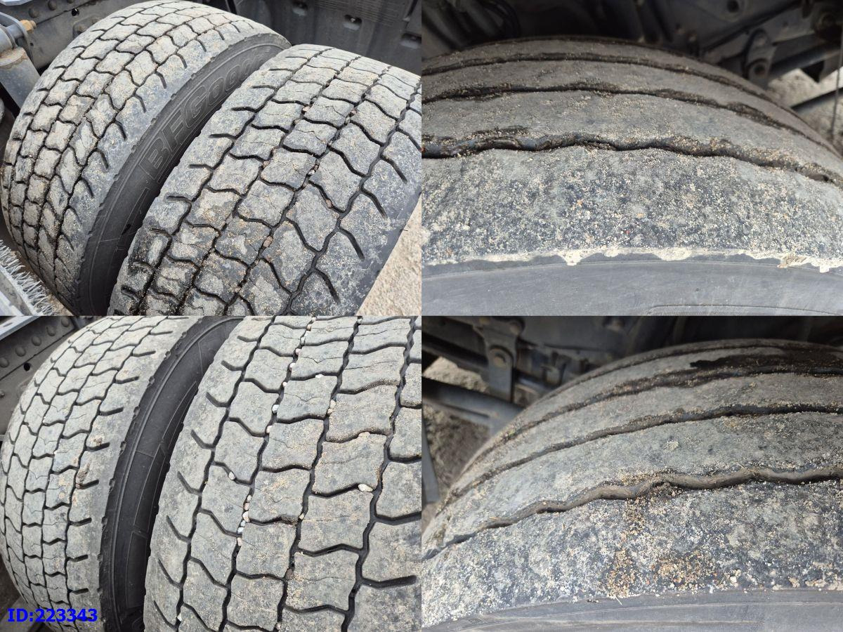 Тягач SCANIA R520 V8 Retarder: фото 8 Тягач SCANIA R520 V8 Retarder: фото 8