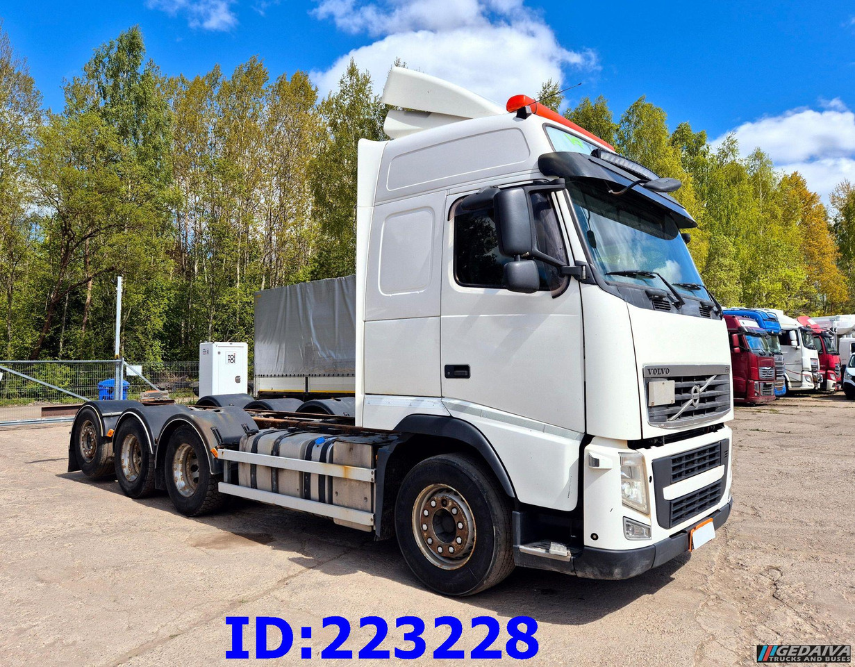 VOLVO FH13 540HP 8X4 Euro5 - Грузовик-шасси: фото 3 VOLVO FH13 540HP 8X4 Euro5 - Грузовик-шасси: фото 3