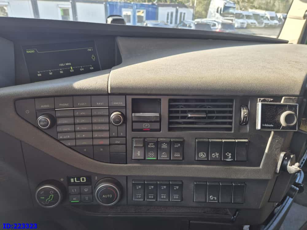 Грузовик с закрытым кузовом VOLVO FH16 750HP - 8x4 -Big Axles: фото 17