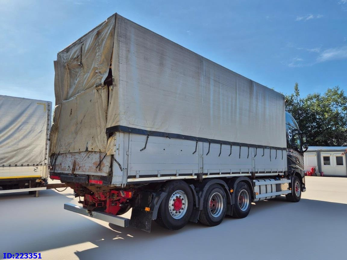 VOLVO FH16 750HP - 8x4-Steering axle - Тентованный грузовик: фото 5 VOLVO FH16 750HP - 8x4-Steering axle - Тентованный грузовик: фото 5