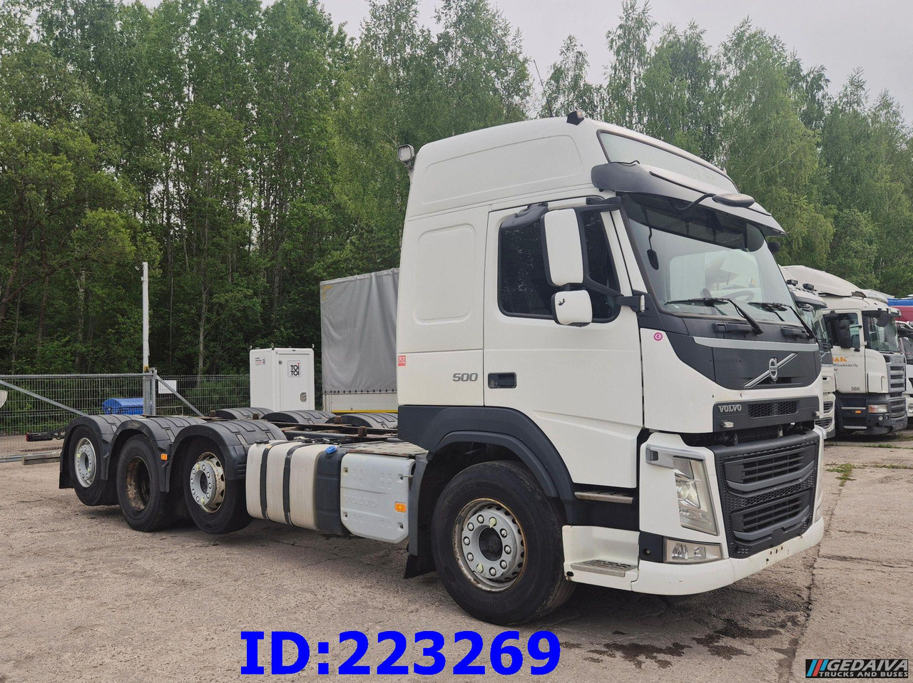 VOLVO FM13 500HP 8x2 (2 steering axels) - Грузовик-шасси: фото 4 VOLVO FM13 500HP 8x2 (2 steering axels) - Грузовик-шасси: фото 4