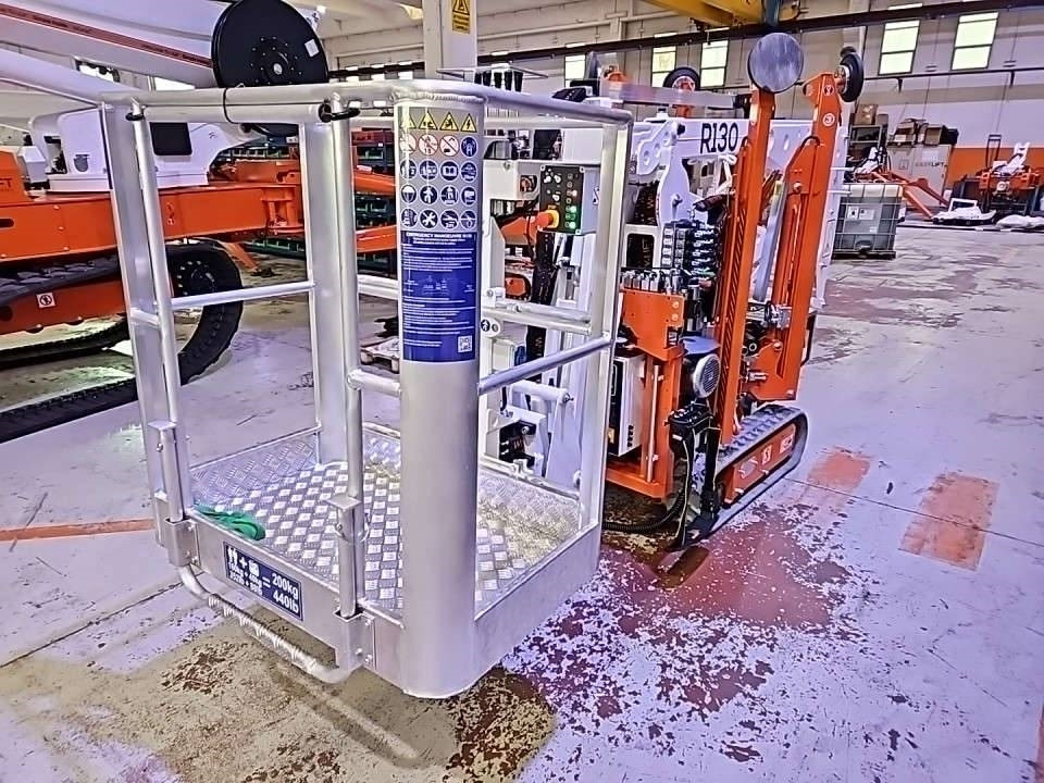 EasyLift R130 - Коленчатый подъемник, Спайдер-вышка: фото 3 EasyLift R130 - Коленчатый подъемник, Спайдер-вышка: фото 3
