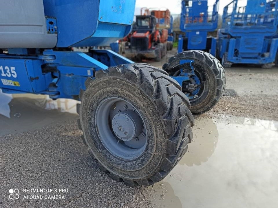 Genie Z 135/70 - Коленчатый подъемник: фото 5 Genie Z 135/70 - Коленчатый подъемник: фото 5