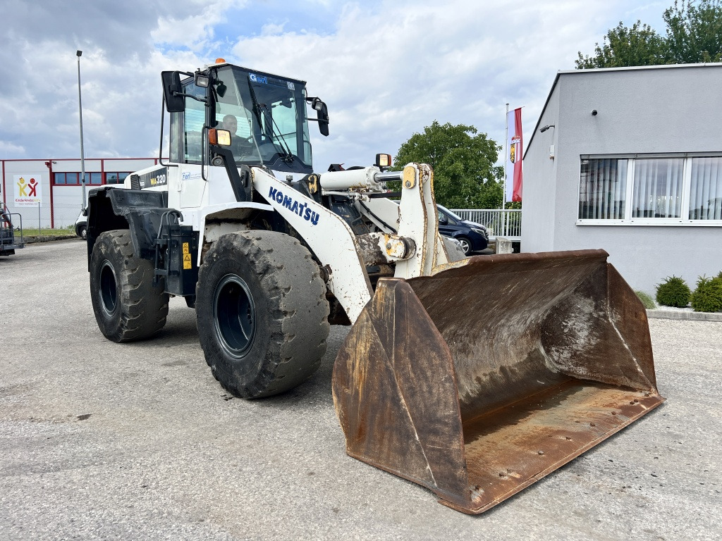 Komatsu WA 320-6 (111584) - Колёсный погрузчик: фото 5 Komatsu WA 320-6 (111584) - Колёсный погрузчик: фото 5