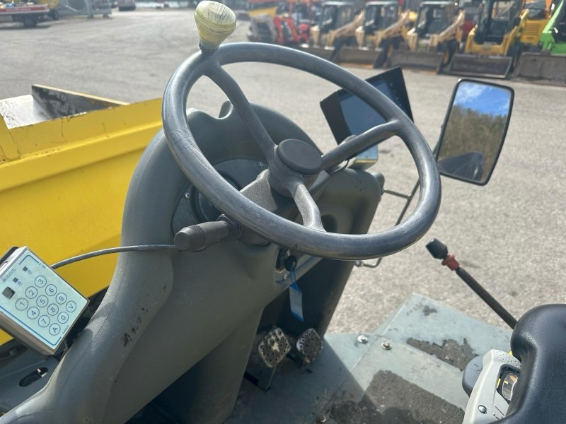 Neuson 3001 (3861) - Мини-самосвал: фото 4 Neuson 3001 (3861) - Мини-самосвал: фото 4