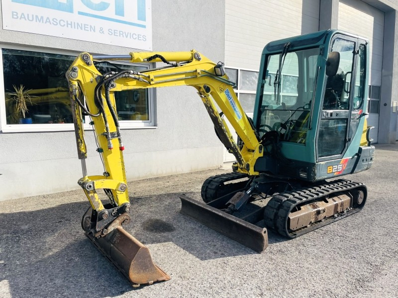 Yanmar B25V (3699) - Мини-экскаватор: фото 4 Yanmar B25V (3699) - Мини-экскаватор: фото 4