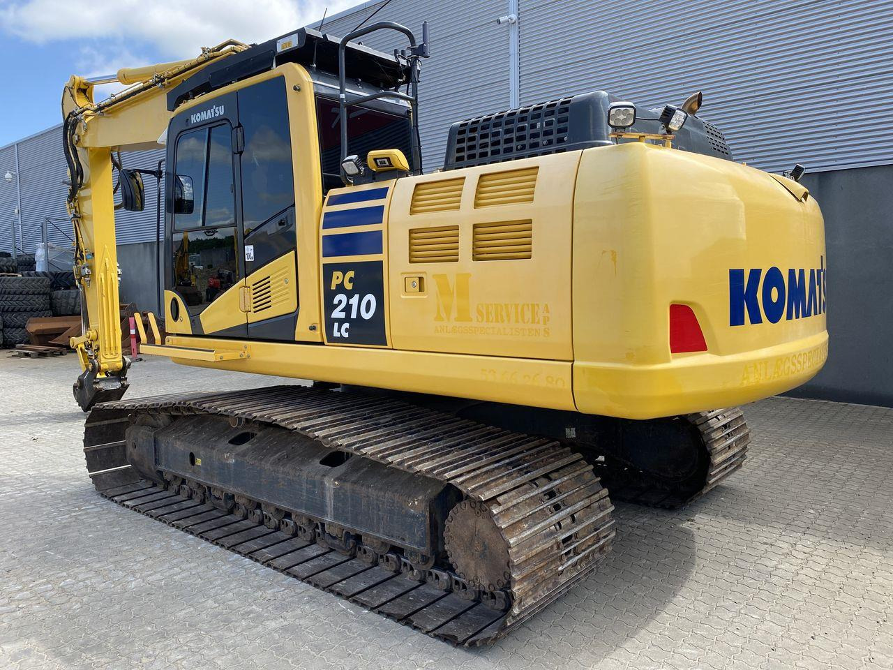Komatsu PC210LC-11 - Гусеничный экскаватор: фото 2 Komatsu PC210LC-11 - Гусеничный экскаватор: фото 2
