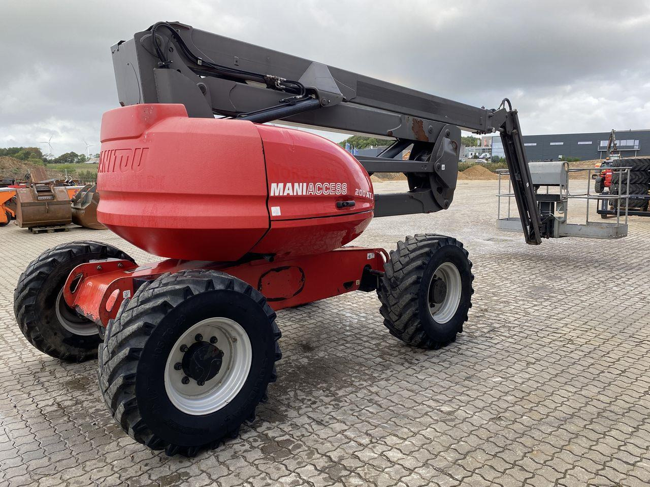 Manitou 200ATJ RC - Коленчатый подъемник: фото 4 Manitou 200ATJ RC - Коленчатый подъемник: фото 4