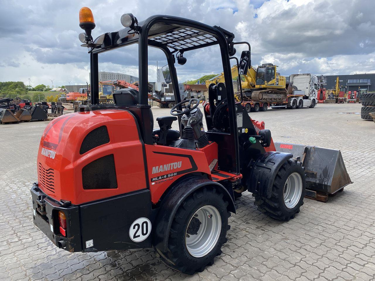 Manitou MLA 4-50H-4P - Компактный фронтальный погрузчик: фото 4 Manitou MLA 4-50H-4P - Компактный фронтальный погрузчик: фото 4