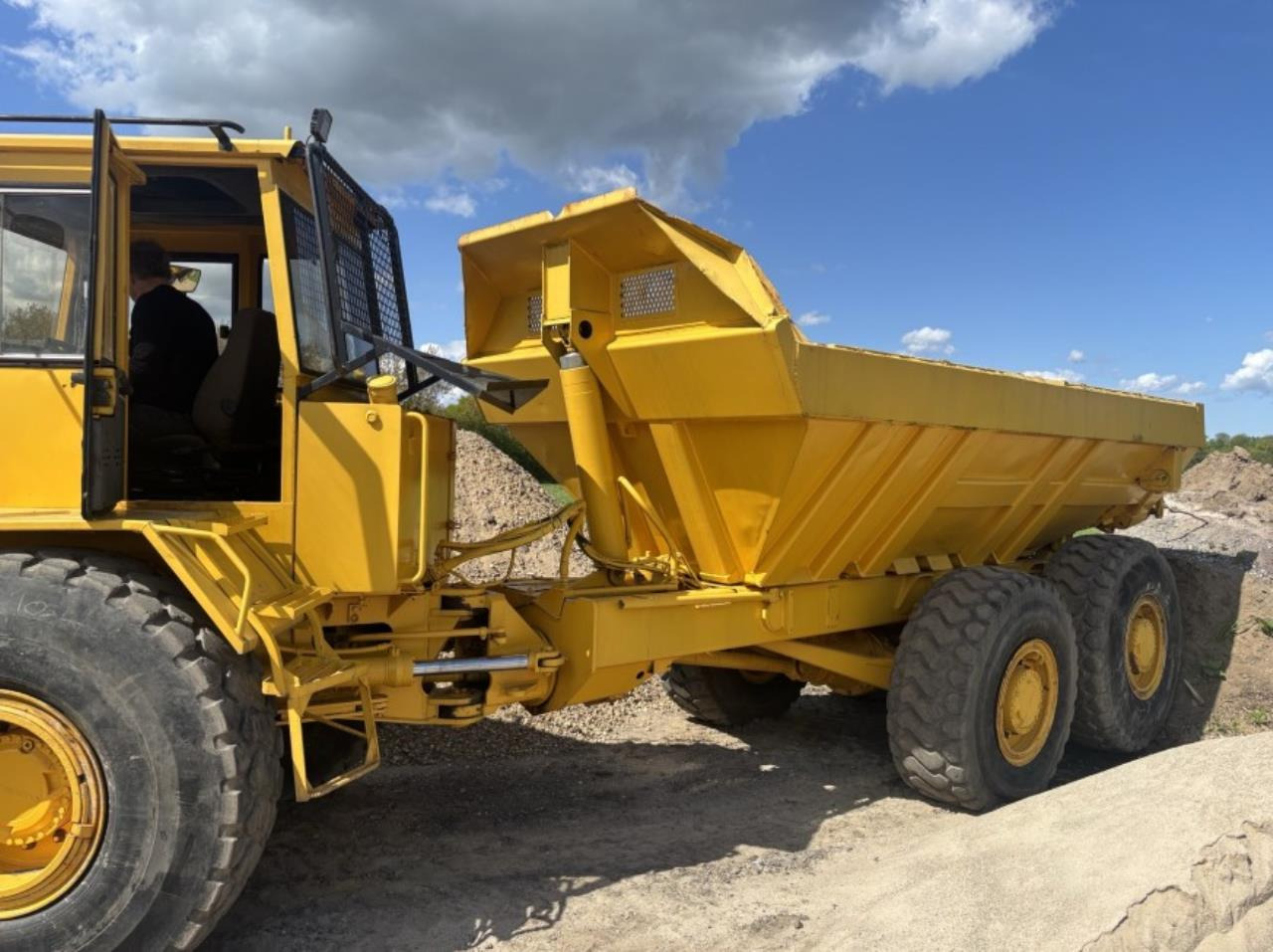 Volvo A20 - Сочленённый самосвал: фото 3 Volvo A20 - Сочленённый самосвал: фото 3
