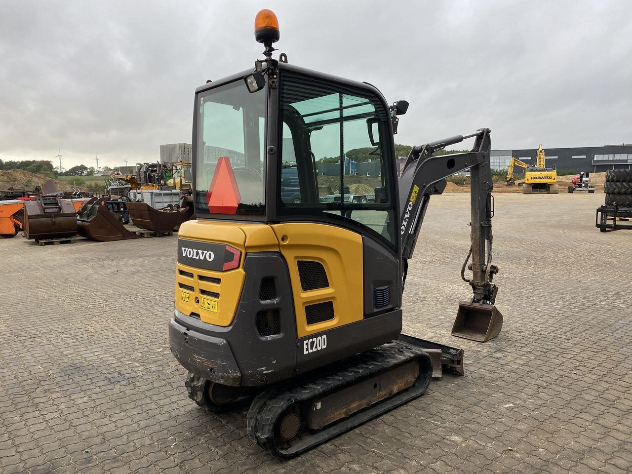 Volvo EC20D - Мини-экскаватор: фото 4 Volvo EC20D - Мини-экскаватор: фото 4
