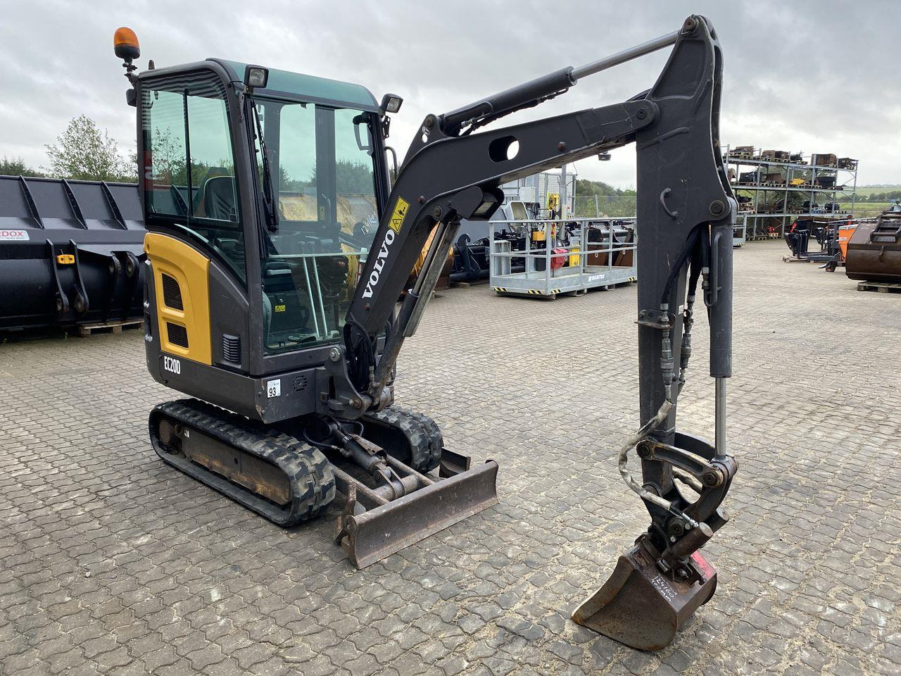 Volvo EC20D - Мини-экскаватор: фото 5 Volvo EC20D - Мини-экскаватор: фото 5