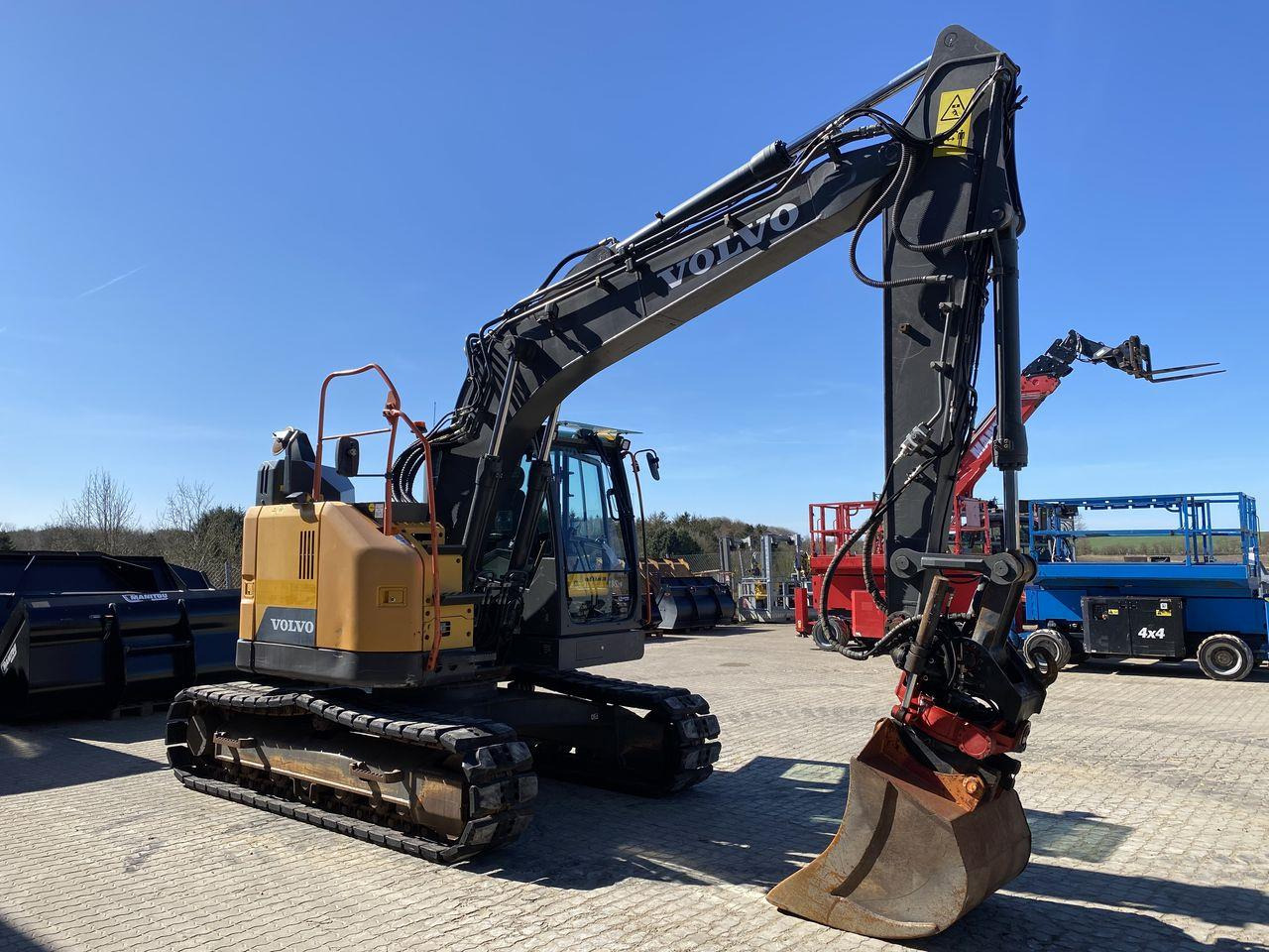 Volvo ECR145 - Гусеничный экскаватор: фото 5 Volvo ECR145 - Гусеничный экскаватор: фото 5