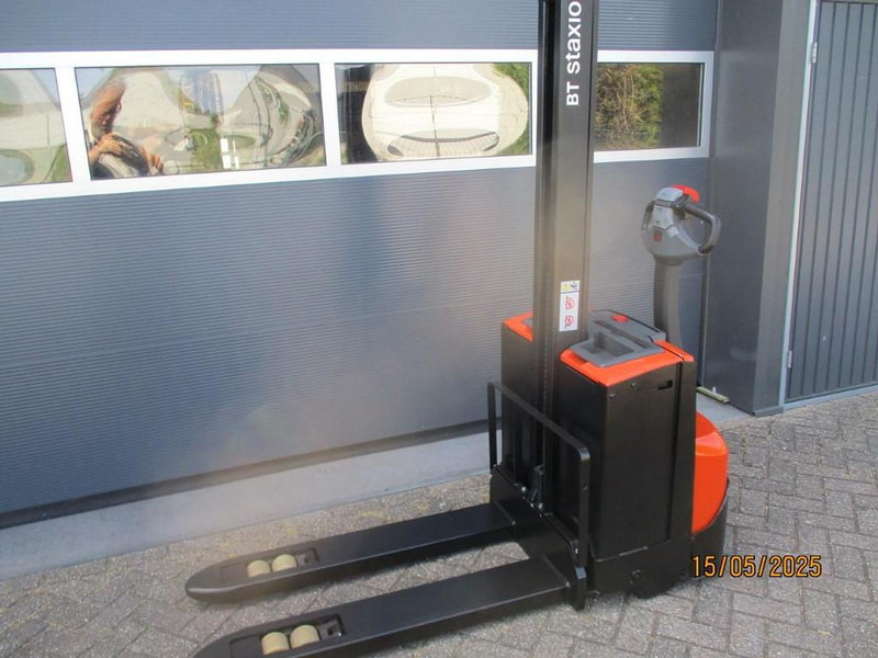 BT SWE 080L - Штабелер: фото 1 BT SWE 080L - Штабелер: фото 1