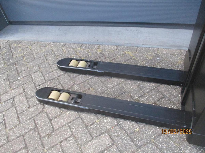 BT SWE 080L - Штабелер: фото 5 BT SWE 080L - Штабелер: фото 5