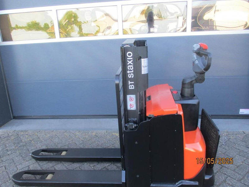 BT SWE 200D - Штабелер: фото 1 BT SWE 200D - Штабелер: фото 1