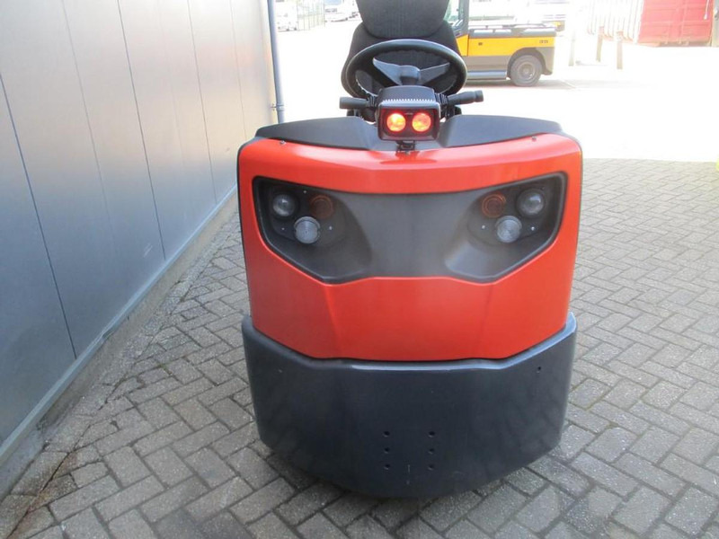 Linde P 60 - Складской тягач: фото 5 Linde P 60 - Складской тягач: фото 5
