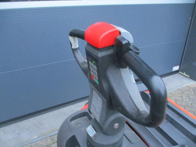 Тележка Toyota LPE 250: фото 6