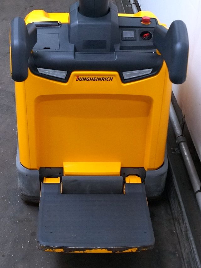 Jungheinrich ERE120 - Тележка: фото 3 Jungheinrich ERE120 - Тележка: фото 3