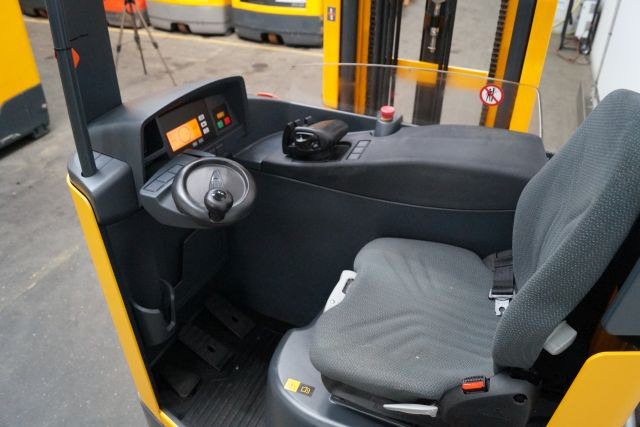 Jungheinrich ETV214 - Ричтрак: фото 3 Jungheinrich ETV214 - Ричтрак: фото 3