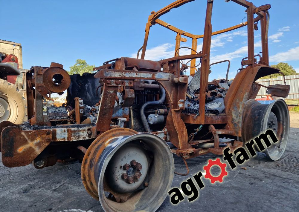 Deutz Agroplus 70 85 blok wał obudowa skrzynia most zwolnica piasta - Коробка передач для Сельскохозяйственной техники: фото 1 Deutz Agroplus 70 85 blok wał obudowa skrzynia most zwolnica piasta - Коробка передач для Сельскохозяйственной техники: фото 1
