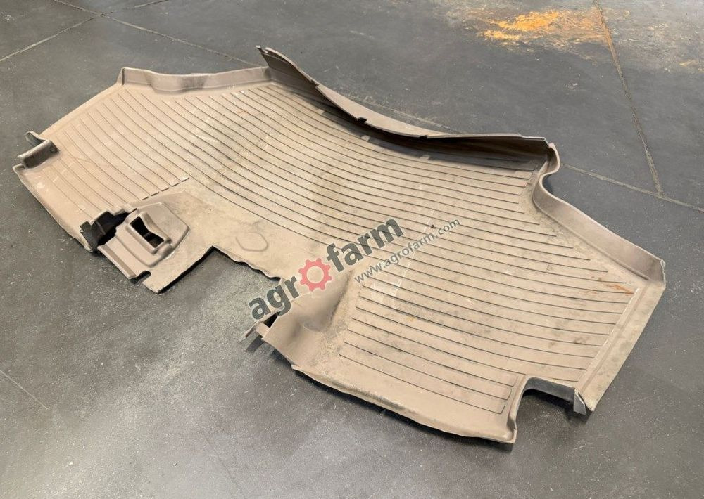 Mata podłogowa, John Deere 6155M - Кабина и интерьер: фото 2 Mata podłogowa, John Deere 6155M - Кабина и интерьер: фото 2