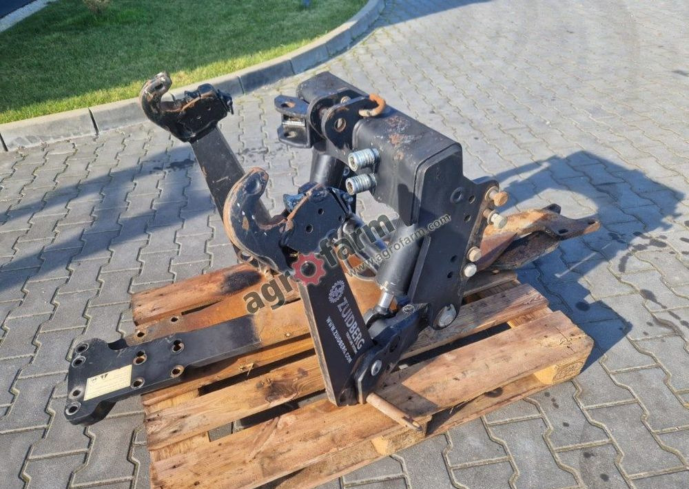TUZ, przedni podnośnik, Massey Ferguson 5445 - Навесное оборудование для Тракторов: фото 1 TUZ, przedni podnośnik, Massey Ferguson 5445 - Навесное оборудование для Тракторов: фото 1