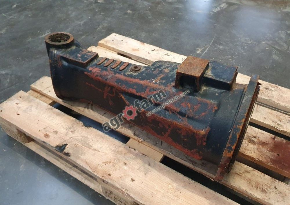 OBUDOWA MOSTU DEUTZ AGROTRON 200 180 210 102968 - Трансмиссия: фото 2 OBUDOWA MOSTU DEUTZ AGROTRON 200 180 210 102968 - Трансмиссия: фото 2