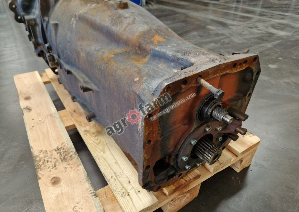 Skrzynia biegów Renault Claas Ares 816 - Коробка передач: фото 2 Skrzynia biegów Renault Claas Ares 816 - Коробка передач: фото 2