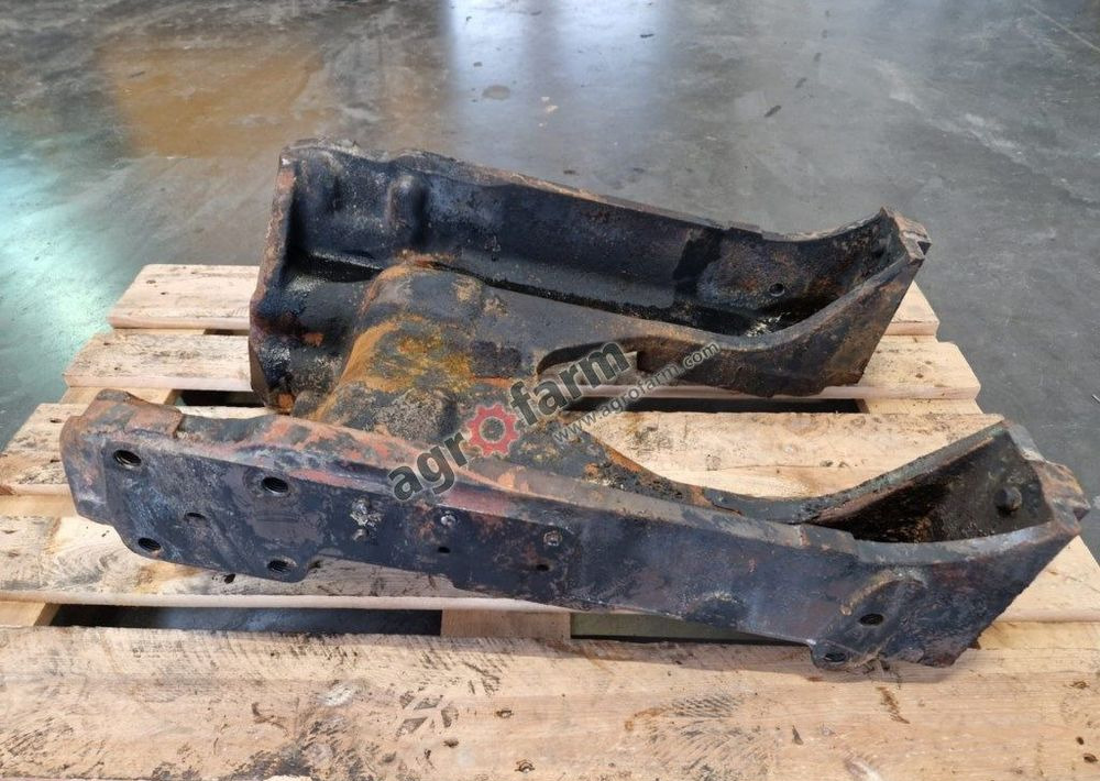 Suport przedni Massey Ferguson 6170, 6180, 6190 - Кузов и экстерьер: фото 1 Suport przedni Massey Ferguson 6170, 6180, 6190 - Кузов и экстерьер: фото 1
