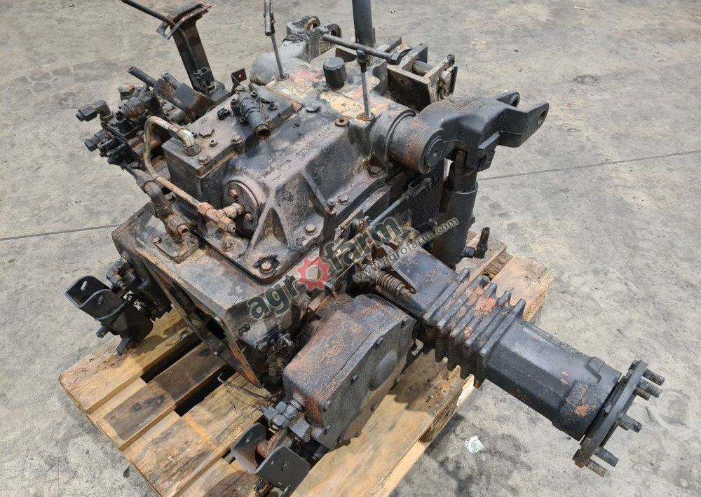 Tylny most Renault Ceres 85 - Коробка передач: фото 1 Tylny most Renault Ceres 85 - Коробка передач: фото 1