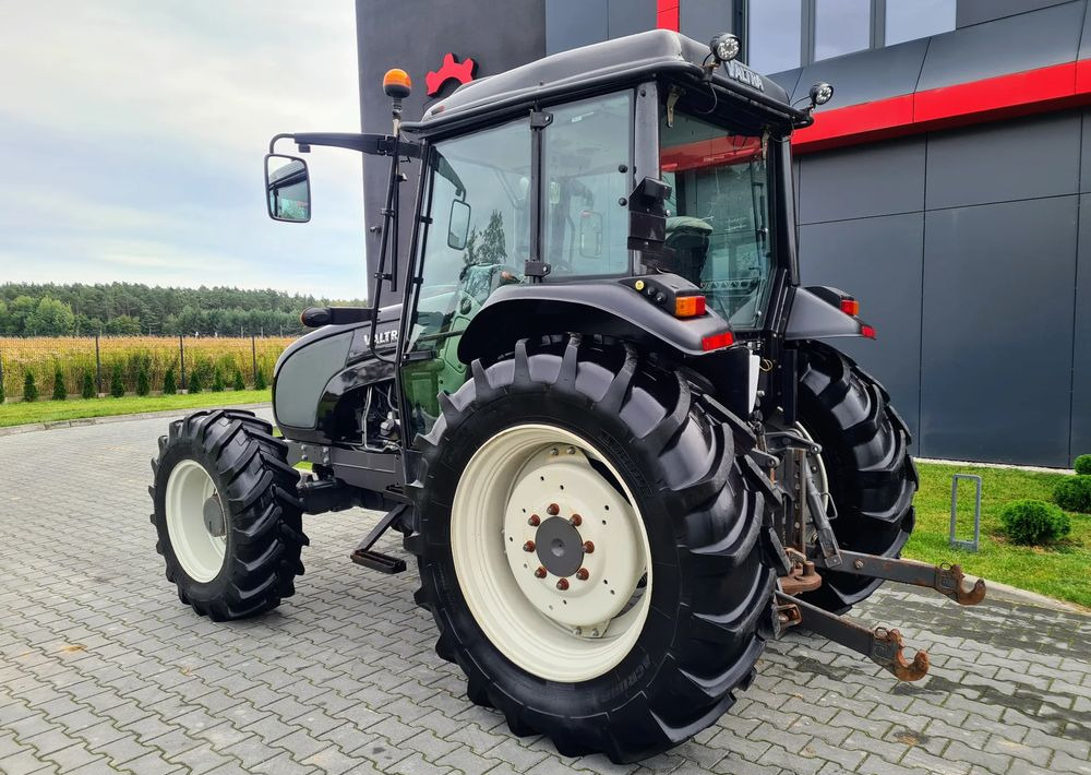 Valtra A93 - Трактор: фото 2 Valtra A93 - Трактор: фото 2