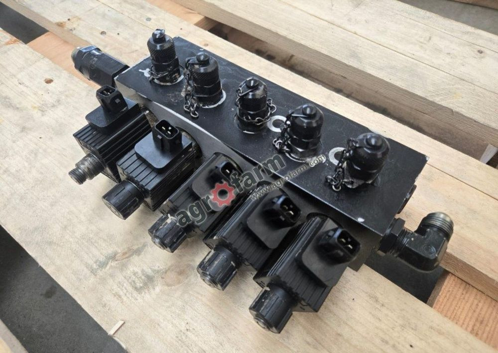 Zawór przyspieszacza Valtra T170, T171, T140 - Гидравлика: фото 1 Zawór przyspieszacza Valtra T170, T171, T140 - Гидравлика: фото 1