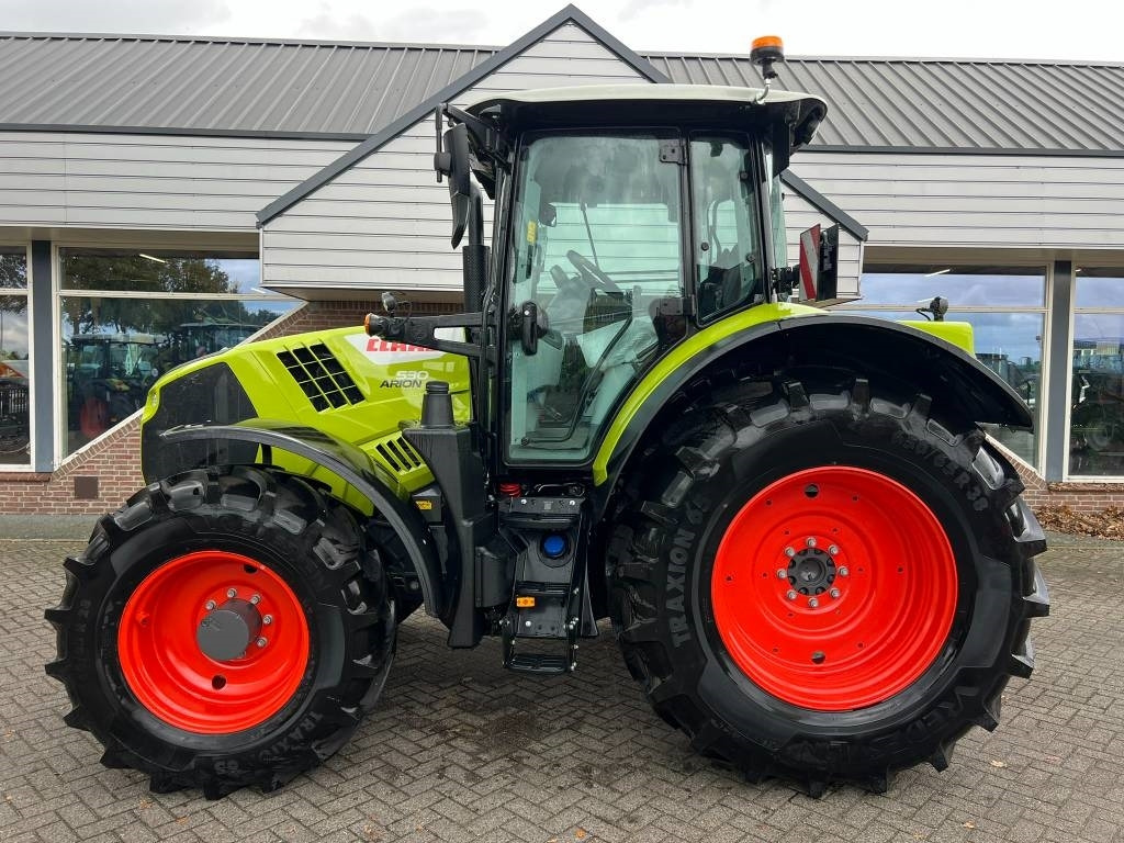 Claas Arion 530 CIS+ - Трактор: фото 2 Claas Arion 530 CIS+ - Трактор: фото 2