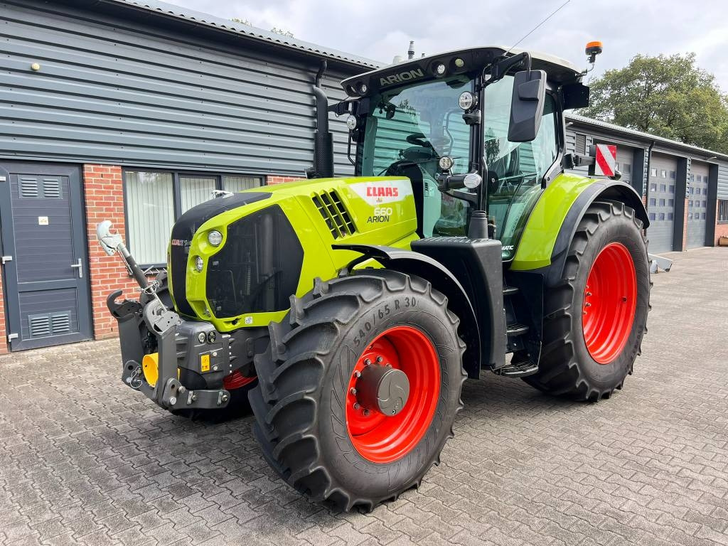 Claas Arion 660 - Трактор: фото 1 Claas Arion 660 - Трактор: фото 1