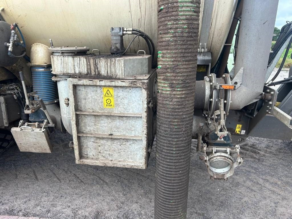 Kaweco Double Twin Shift 16 m3 - Цистерна для жидкого навоза: фото 5 Kaweco Double Twin Shift 16 m3 - Цистерна для жидкого навоза: фото 5