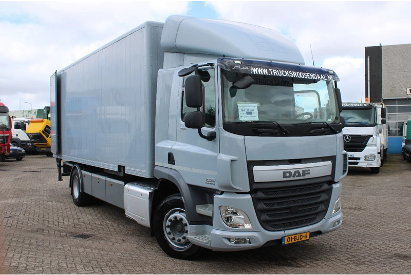 DAF CF 400 + EURO 6 + 19t - Грузовик с закрытым кузовом: фото 3 DAF CF 400 + EURO 6 + 19t - Грузовик с закрытым кузовом: фото 3